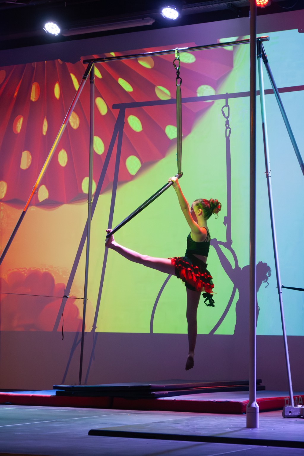 Cours de pole dance pour enfants
